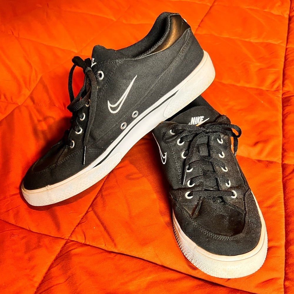 Mens Nike Retro GTS 97​